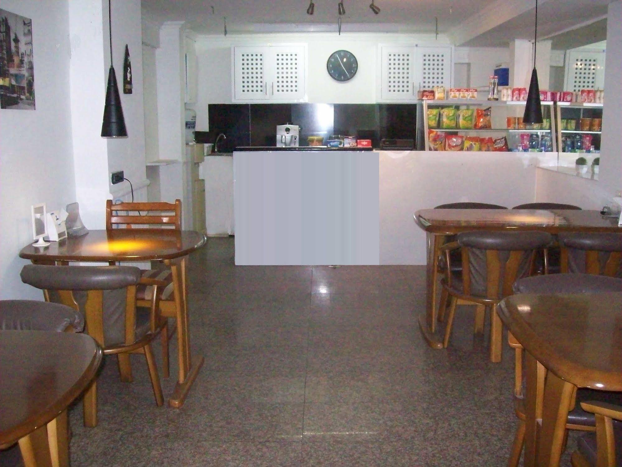 Chaiyapoon Inn Pattaya Ngoại thất bức ảnh