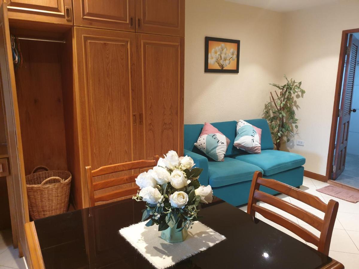 Chaiyapoon Inn Pattaya Ngoại thất bức ảnh